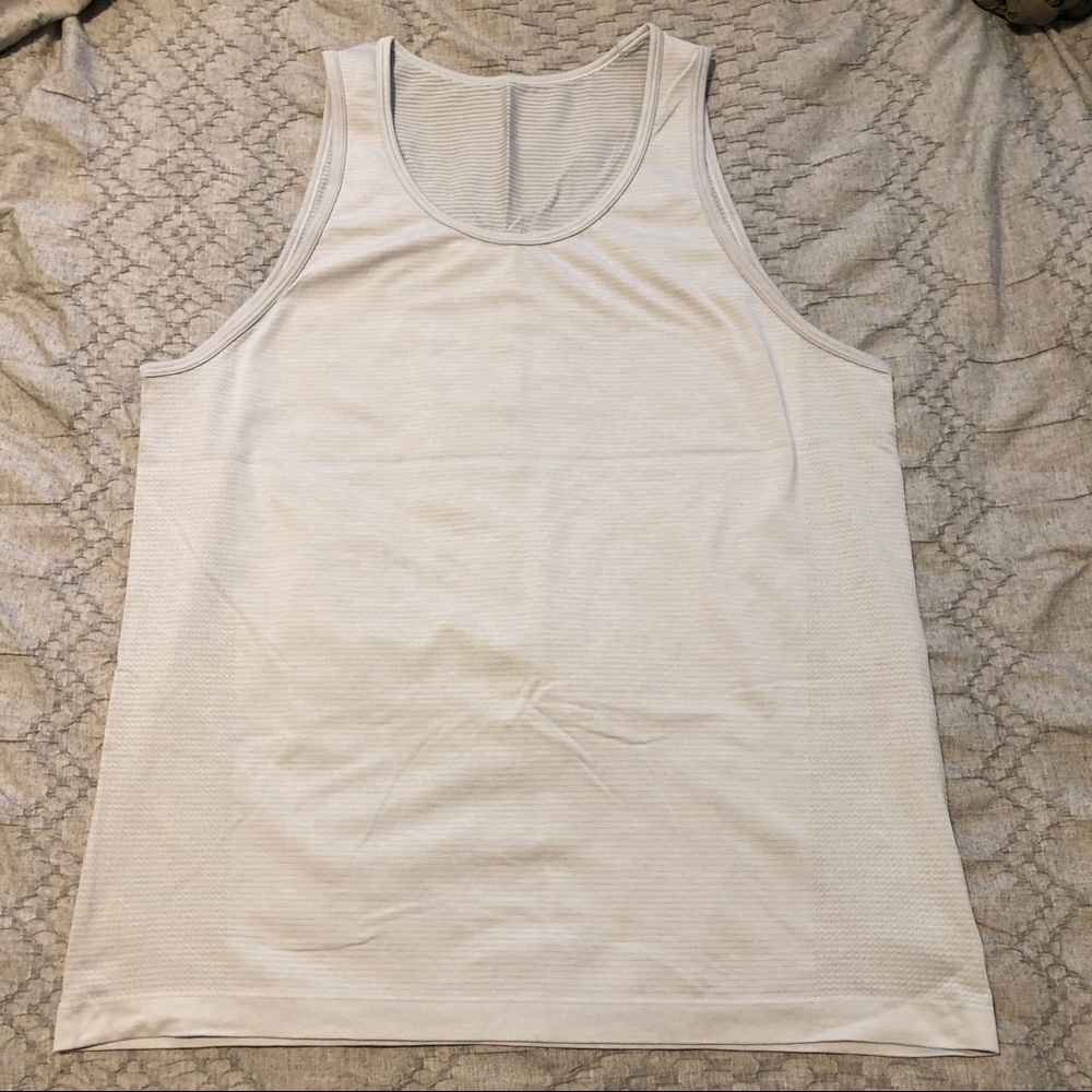 Men’s Lululemon muscle tank